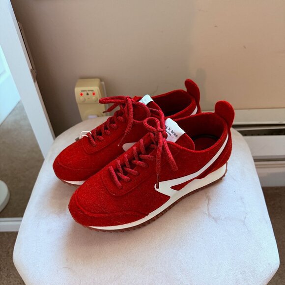 Retro Runner Sneakers - Picture 2 of 10